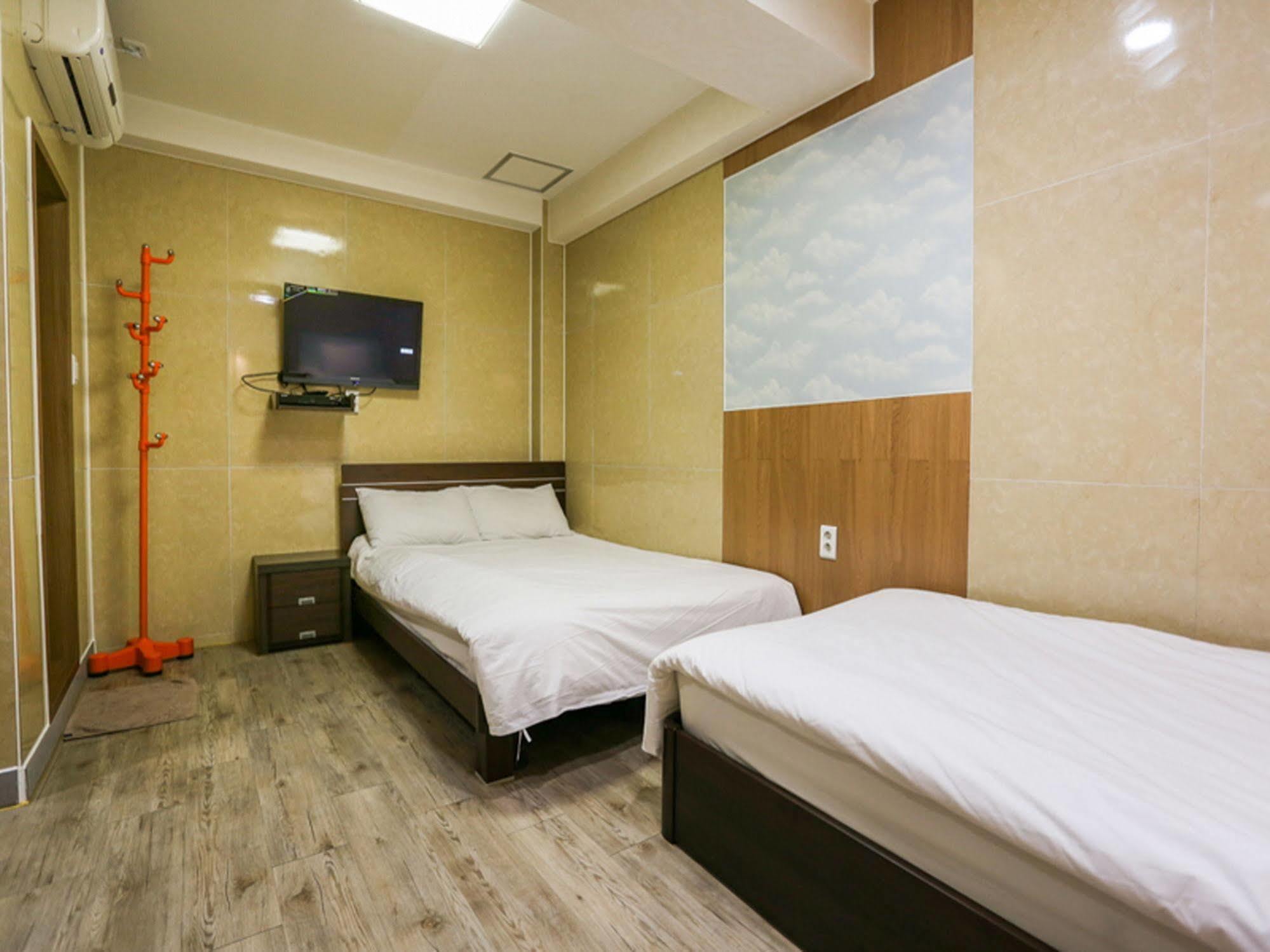 Guesthouse Myeongdong 2 Seoul Eksteriør bilde